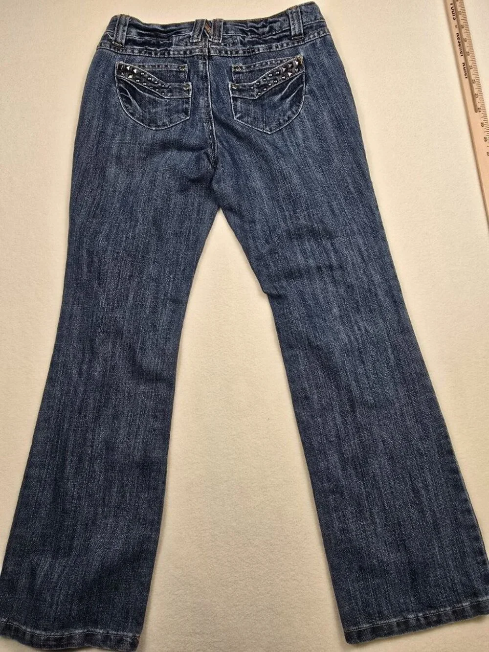 JW Petite Womens Bootcut Blue Jeans Size 4P With Studded Back Pockets - Picture 4 of 6